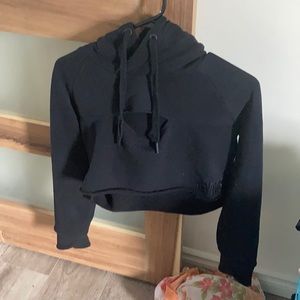 A gymshark hoodie croptop !!!